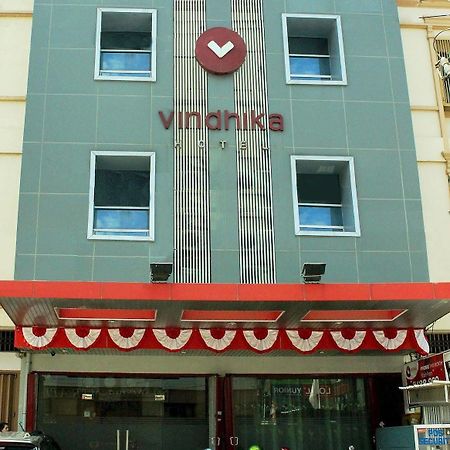 Vindhika Hotel Makassar Ngoại thất bức ảnh