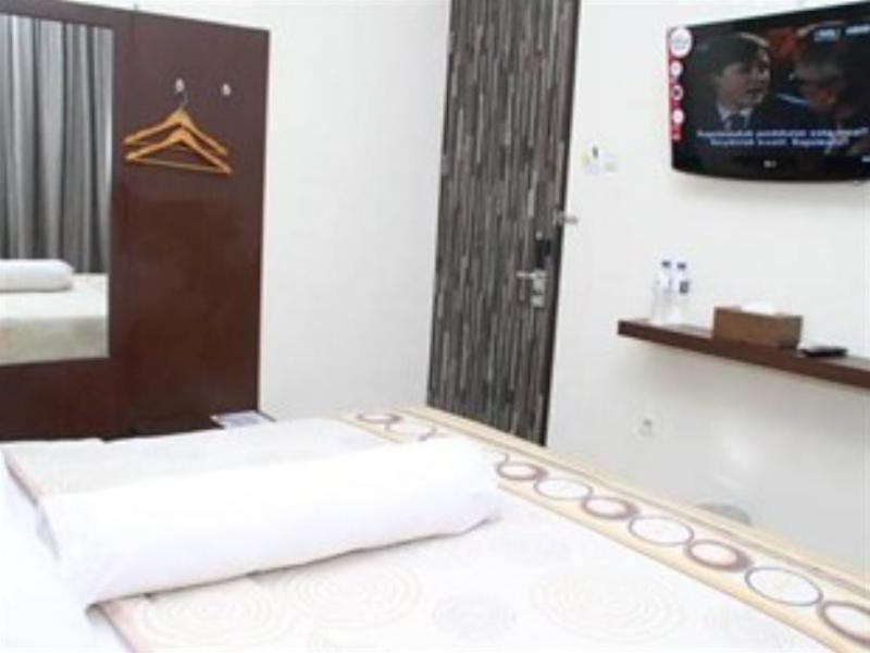 Vindhika Hotel Makassar Ngoại thất bức ảnh